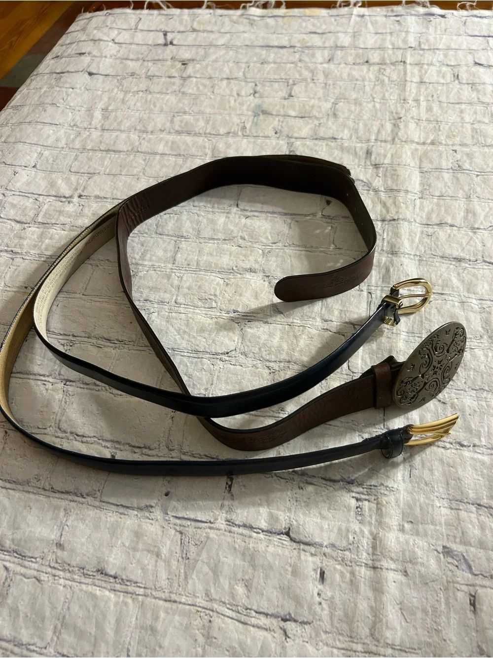 LIZ CLAIBORNE (3) VTG LEATHER BELTS DECORATIVE BUCKLES BLACK & BROWN